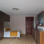 Villa Hola