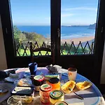 Hola